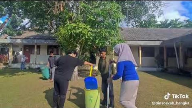 Embedded thumbnail for GERAKAN INDONESIA  ASRI DINSOS